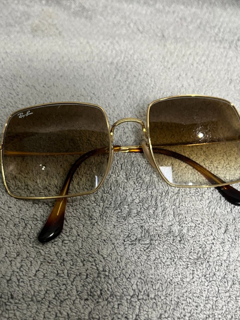 Ray-ban sunglasses square 1971 classic polished arista gold light brown gradient